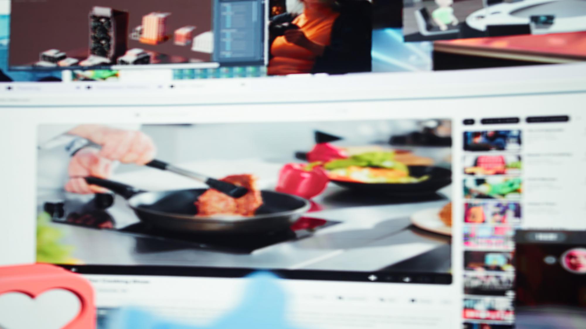 Collage di lezioni online e strumenti professionali